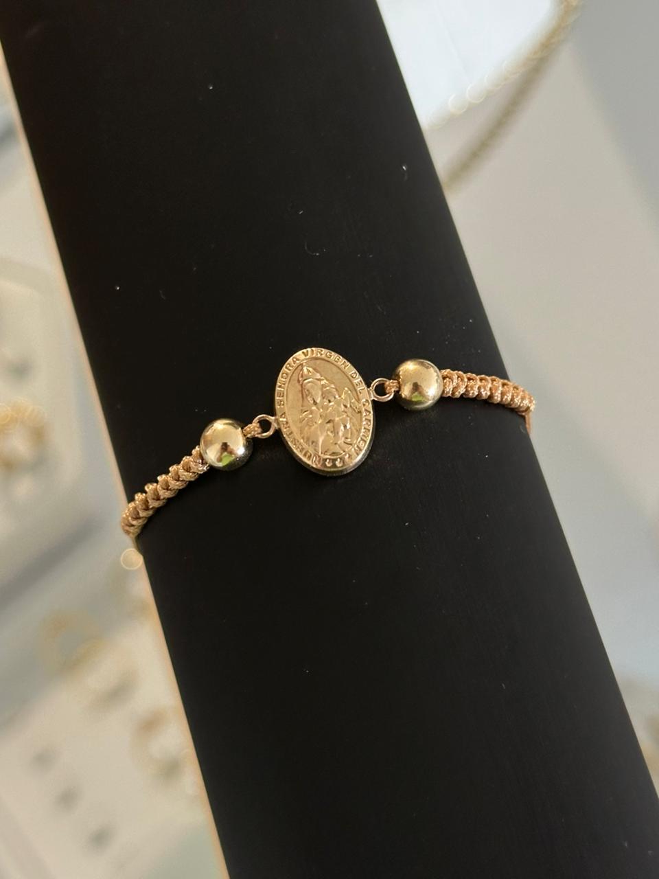 Pulseras tejidas