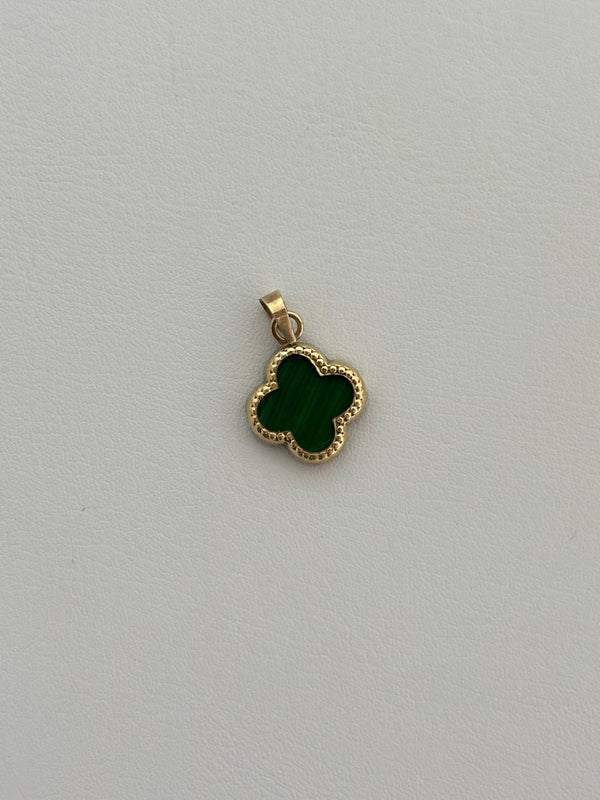 Dije trebol verde